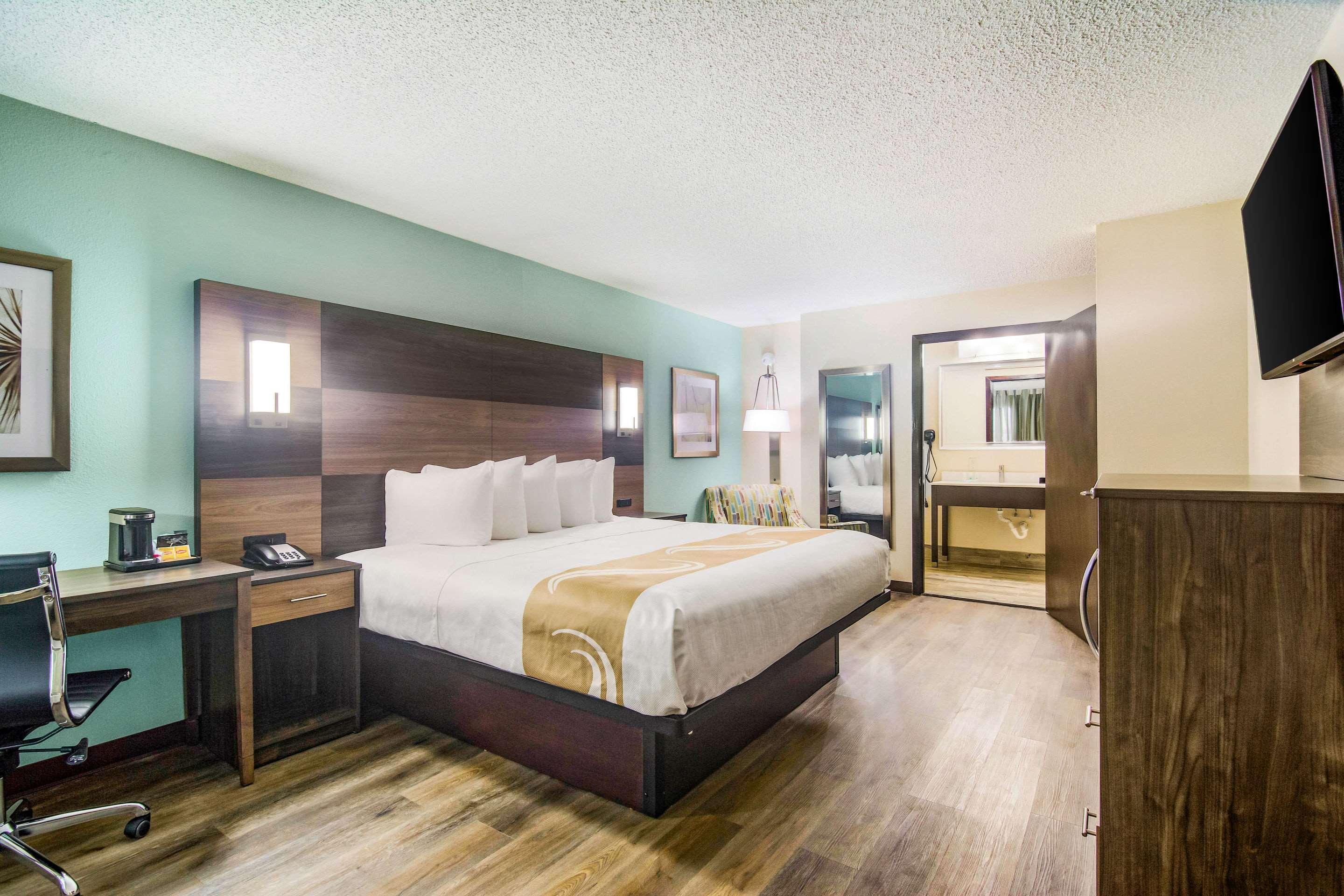 Quality Inn & Suites Лейк-Сити Экстерьер фото