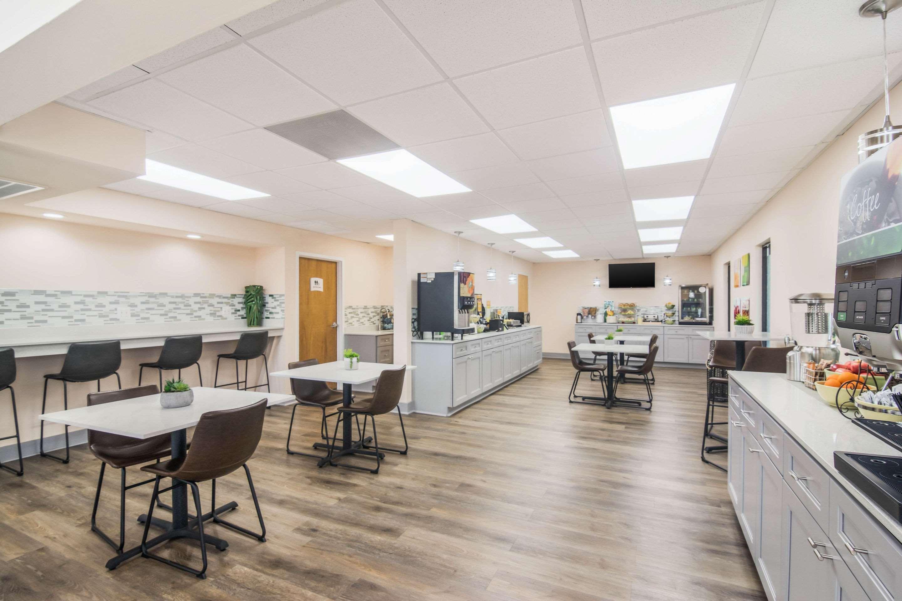 Quality Inn & Suites Лейк-Сити Экстерьер фото